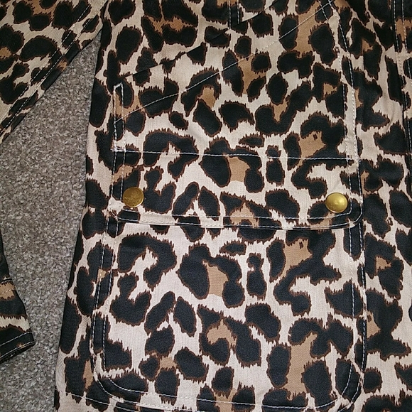 NWT Sz XS J Crew Leopard Print Utility Barn Jacket - Picture 7 of 12